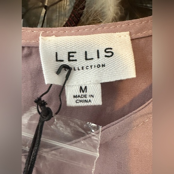 LE LIS Collection Women’s Smocked Mini Dress Long Sleeve Size M NWT Cocktail - Picture 11 of 16